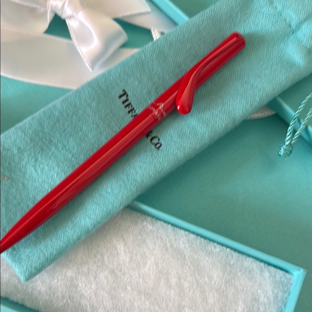 Tiffany & Co. Turquoise Bag and Box with White Ribbon pen gift set